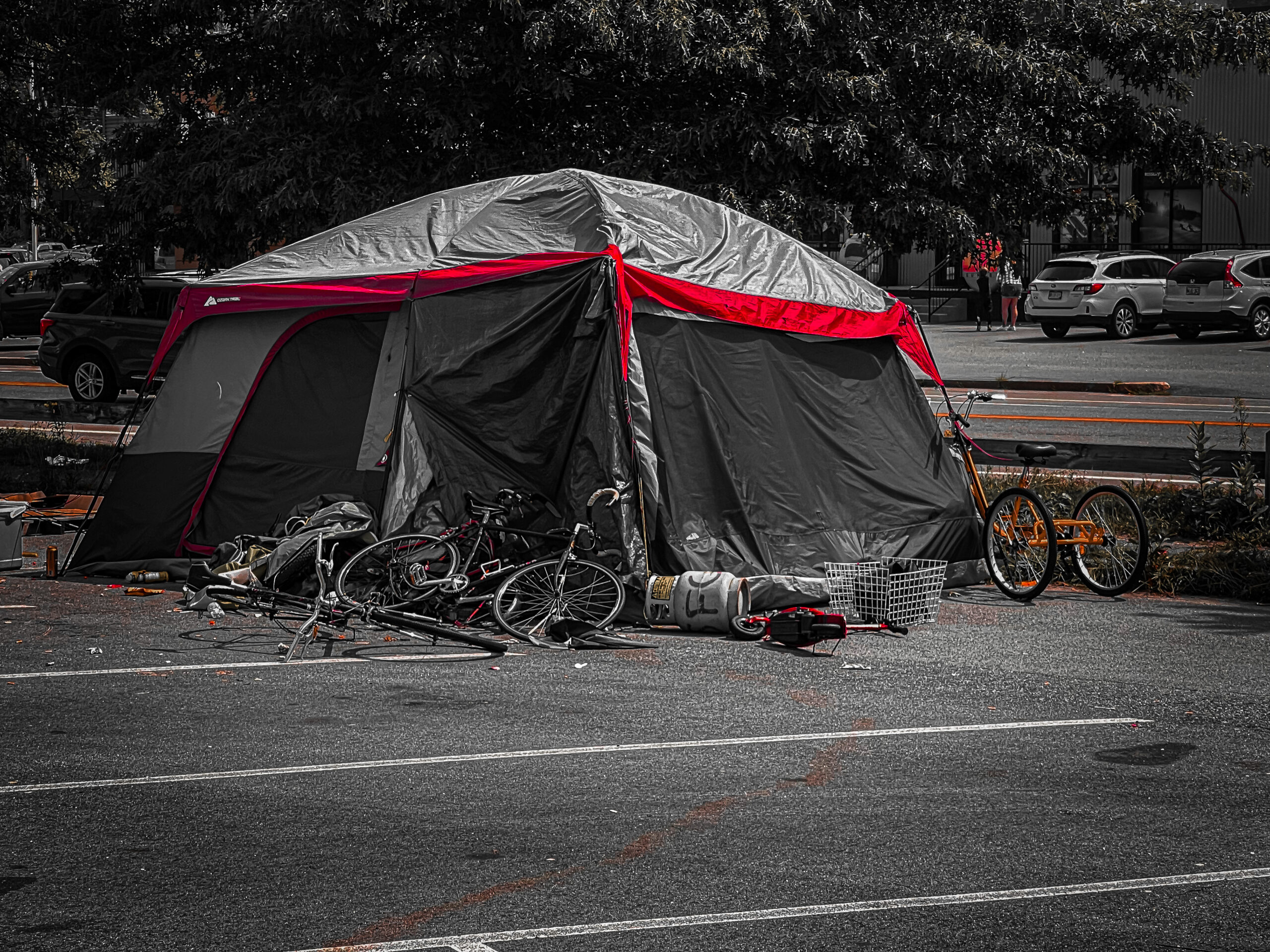 Presque Isle Indefinitely Tables Ordinance Regulating Homeless Encampments in 4-2 Vote