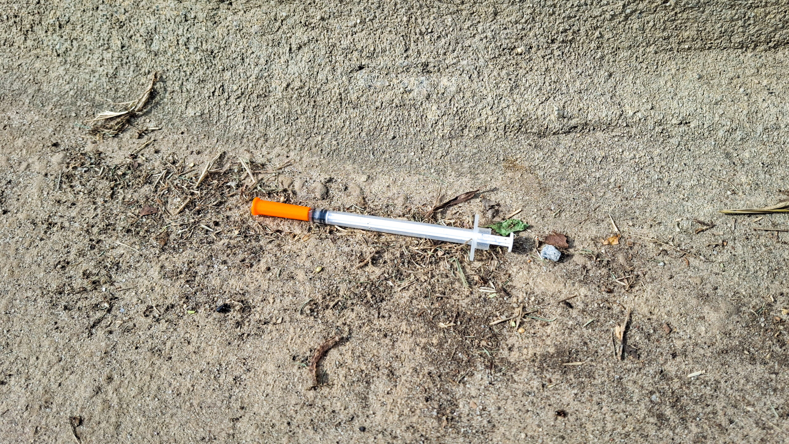 Biddeford, Maine Mayor Should Ask: “Would You Like Some Needles With Your Mail?”